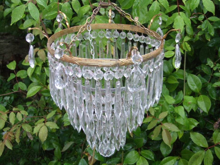A Beautiful Edwardian 3Tier Icicle Drop Chandelier