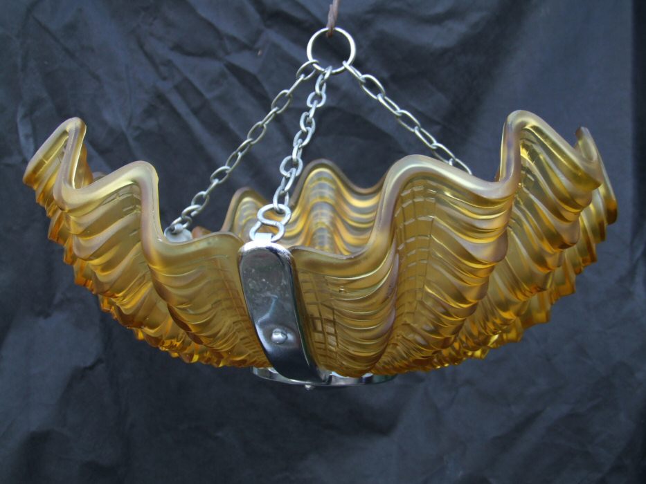 Dark Amber Art Deco Shell Ceiling Light