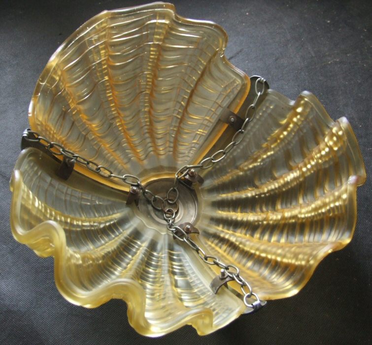 Light Amber Art Deco Shell Ceiling Light