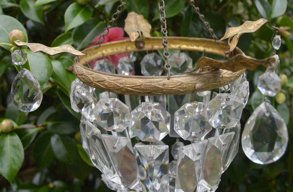 Small Edwardian Purse Chandelier with ivy leaf decoration