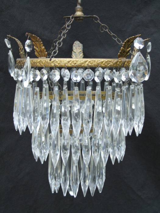 ian 3 Tier Icicle Drop Chandelier