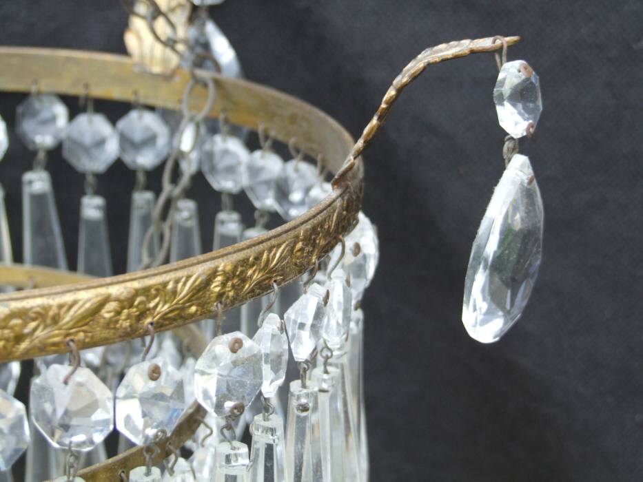 ian 3 Tier Icicle Drop Chandelier