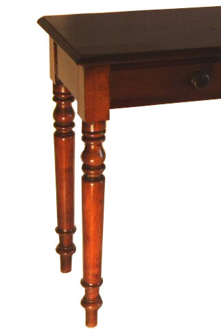 Mid 19th Century mahogany writing table