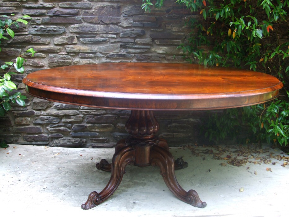 Circa 1850 Fine Quality Early Victorian Rosewood Breakfast Table