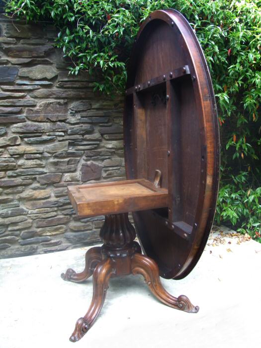 Circa 1850 Fine Quality Early Victorian Rosewood Breakfast Table