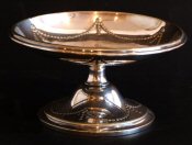 silver plated cake stand