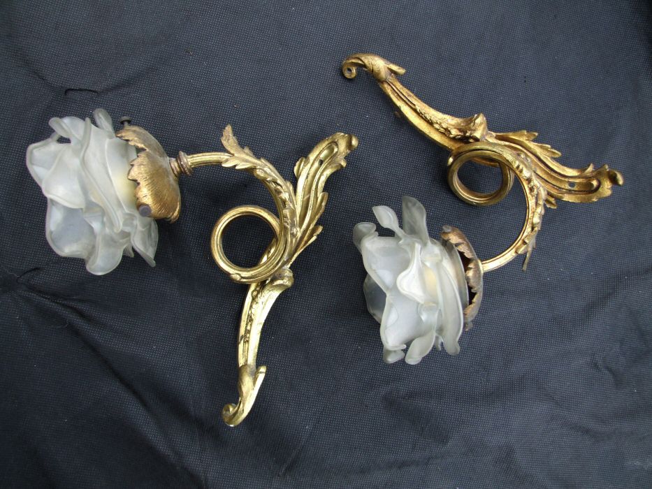 Stunning Pair of Edwardian Roccoco Style Gilded Wall Lights