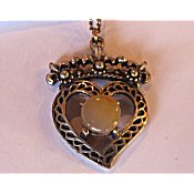 vintage heart pendant