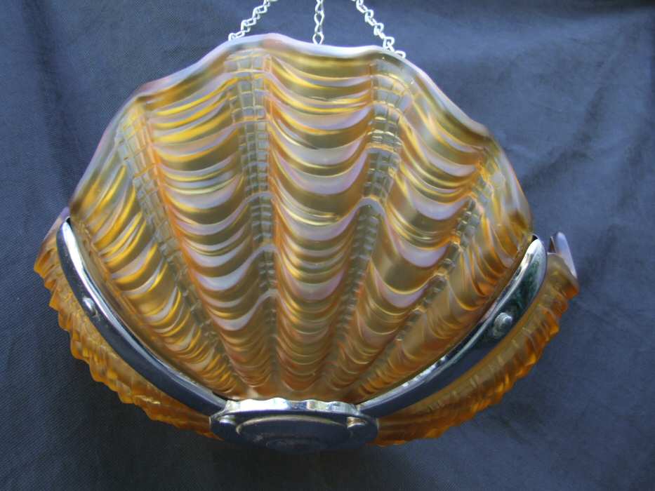 Dark Amber Art Deco Shell Ceiling Light