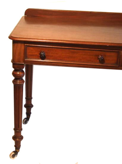 Victorian 2 drawer mahogany desk