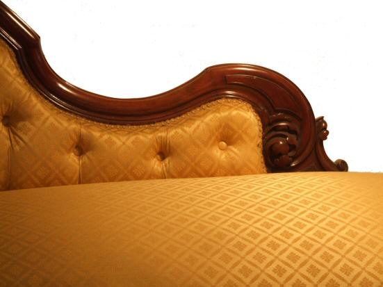 Early Victorian chaise longue