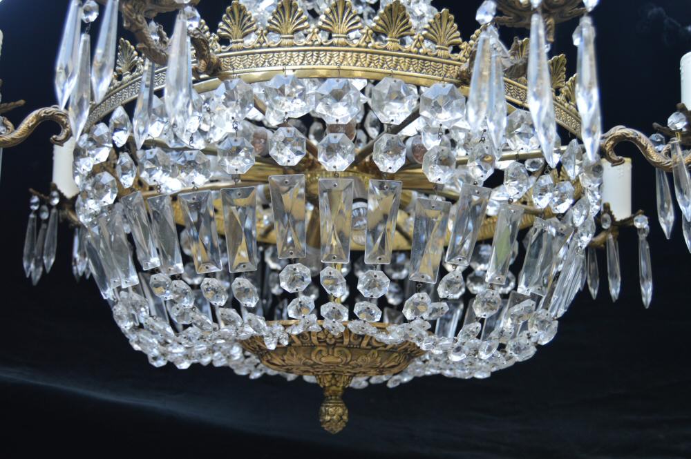 Stunning Very Large 17 bulb, 8 arm Sac a Perles Chandelier