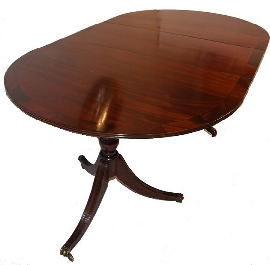 Edwardian Twin Pillar Mahogany Dining Table 