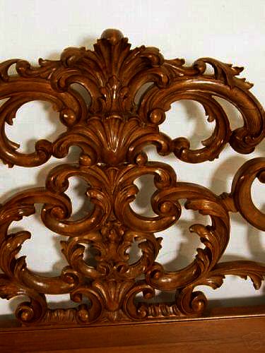 Italian solid walnut Queen Size bed