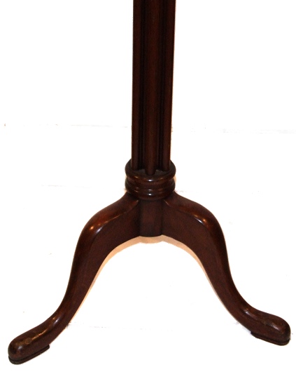 Edwardian Mahogany standard lamp